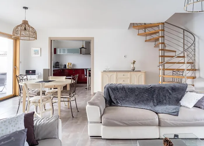 Confortable Pour 6, St Hilaire-de-riez